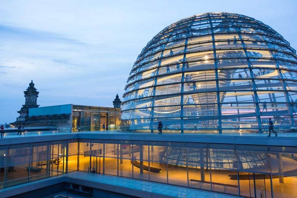 Berlin: Rooftop Aperitif at Kaefer Restaurant Reichstag - Key Points