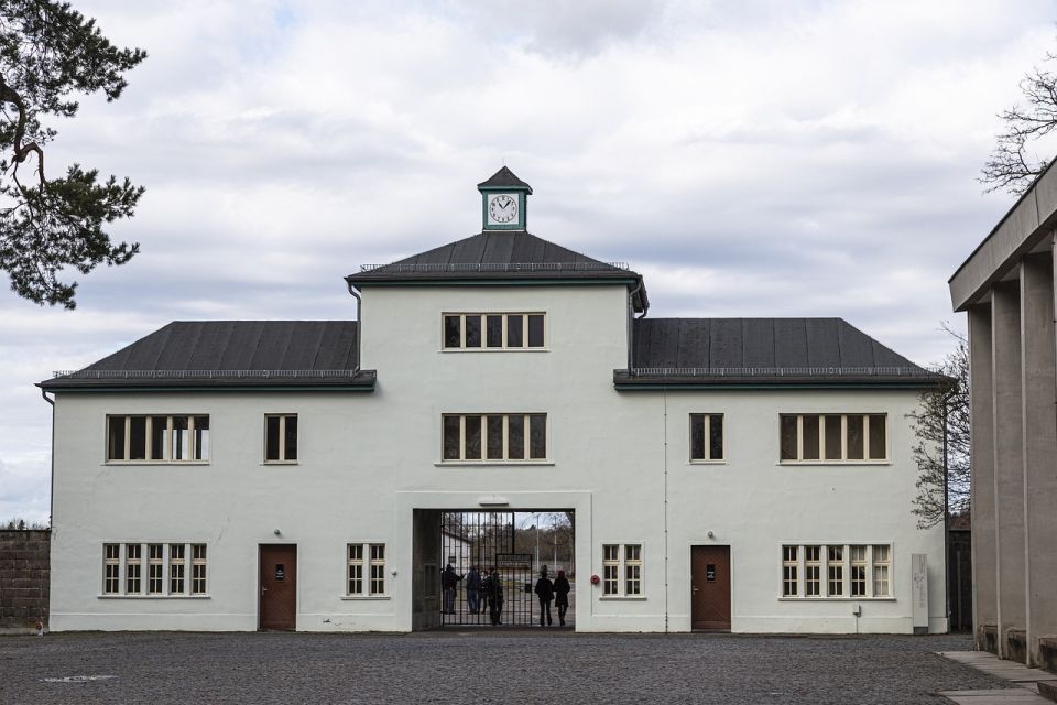 Berlin: Sachsenhausen Concentration Camp Memorial Tour - Key Points