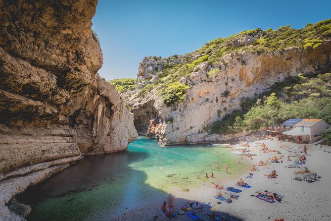 Blue and Green Cave Private Speed Boat Tour - Key Points