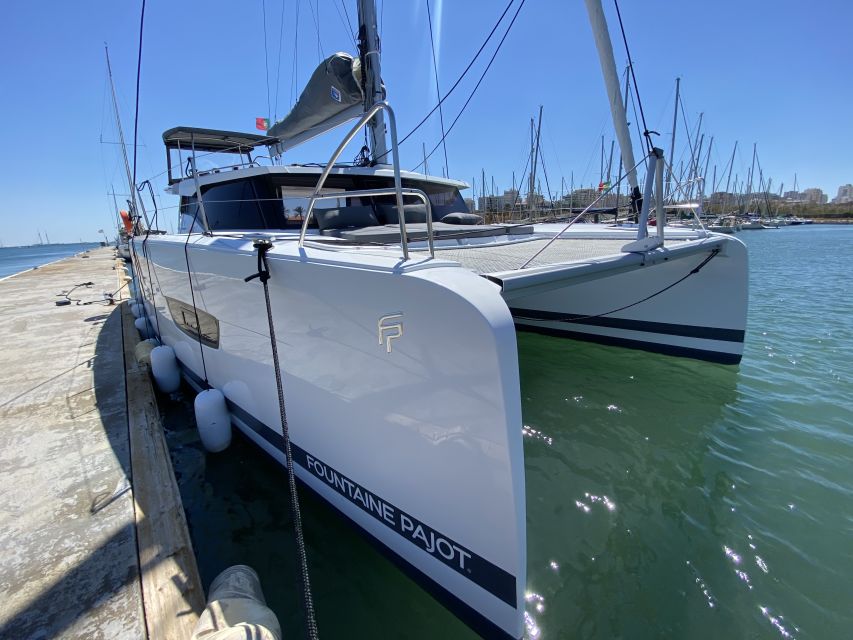 Boat in Algarve - Luxury Catamaran - Portimão - Key Points