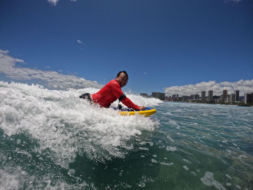 Bodyboard Lesson in Waikiki, 3 or More Students, 13+ - Key Points