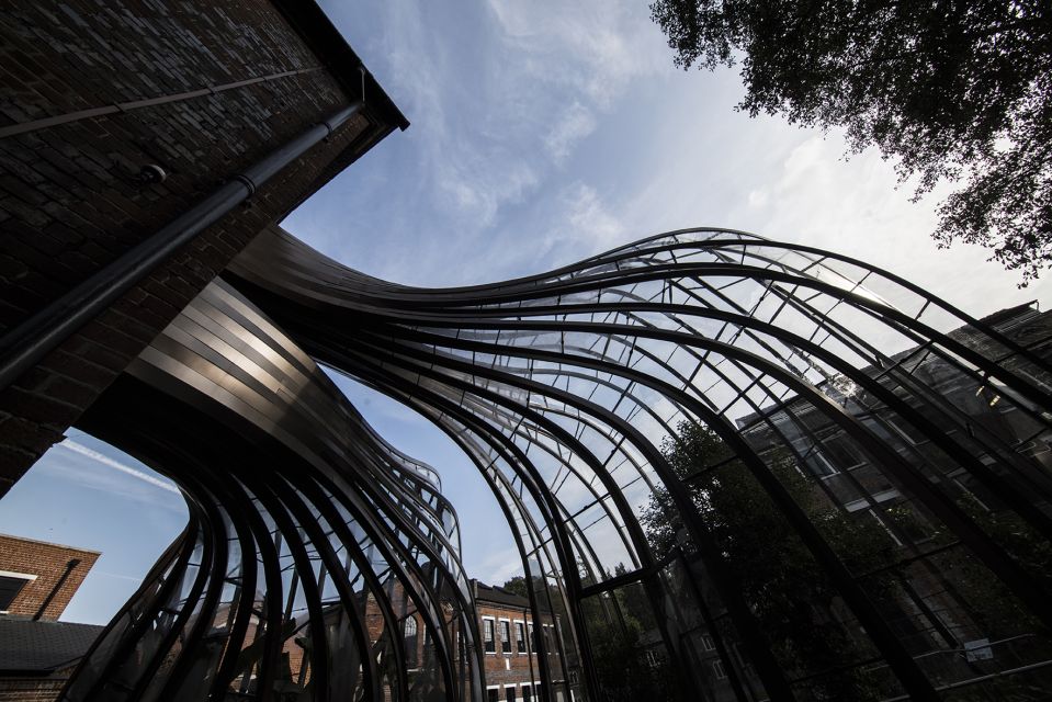 Bombay Sapphire Distillery: Guided Tour & Gin Cocktail - Key Points