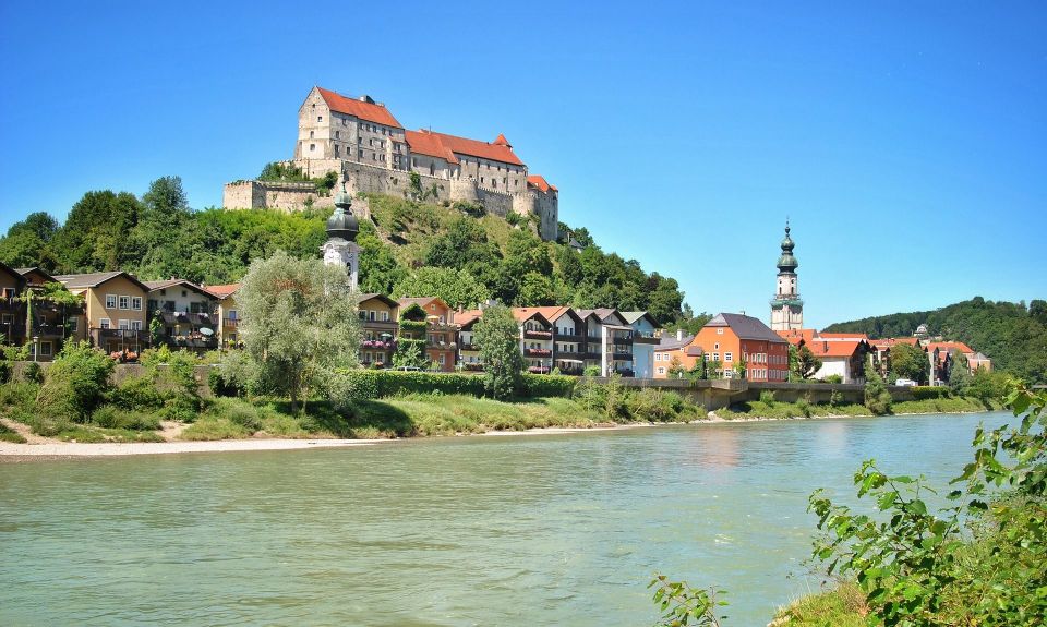 Burghausen: Burghausen Castle Private Tour - Key Points