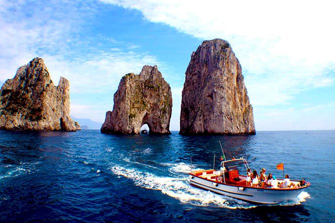 CAPRI - DIY Day Trip Package - Boat Tour, Blue Grotto, Bus & Lunch - Key Points