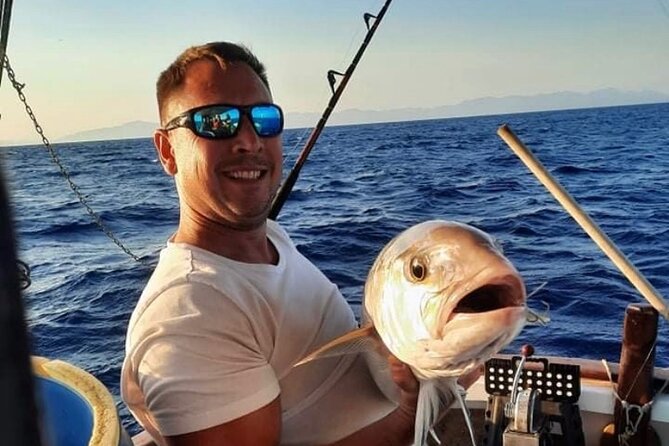 Captain Manolis Fishing With Barbecue on the Boat- Free Pick up - Key Points