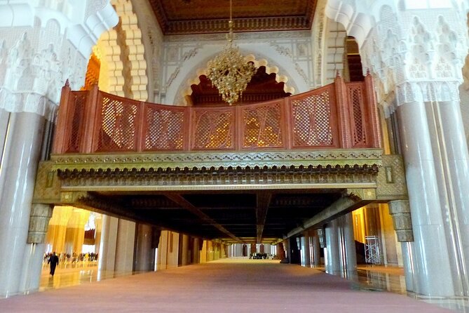 Casablanca Guided Private Tour Including Mosque Entrance - Key Points