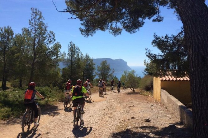 Cassis: Three Calanques Tour by Electric Mountain Bike - Tour Overview