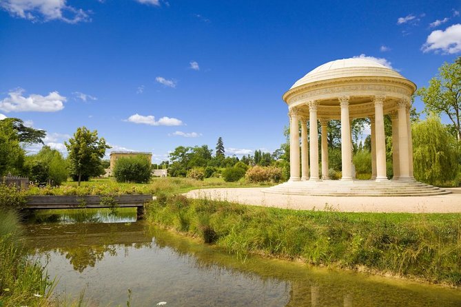 Château of Versailles and Marie Antoinette's Petit Trianon Private Tour - Key Points