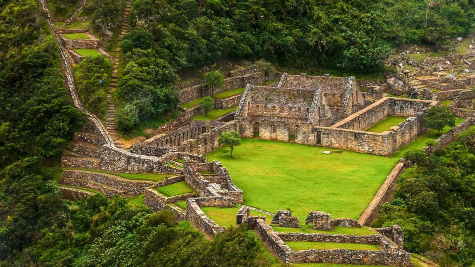 Choquequirao Private Service 4 Days / 3 Nights - Key Points