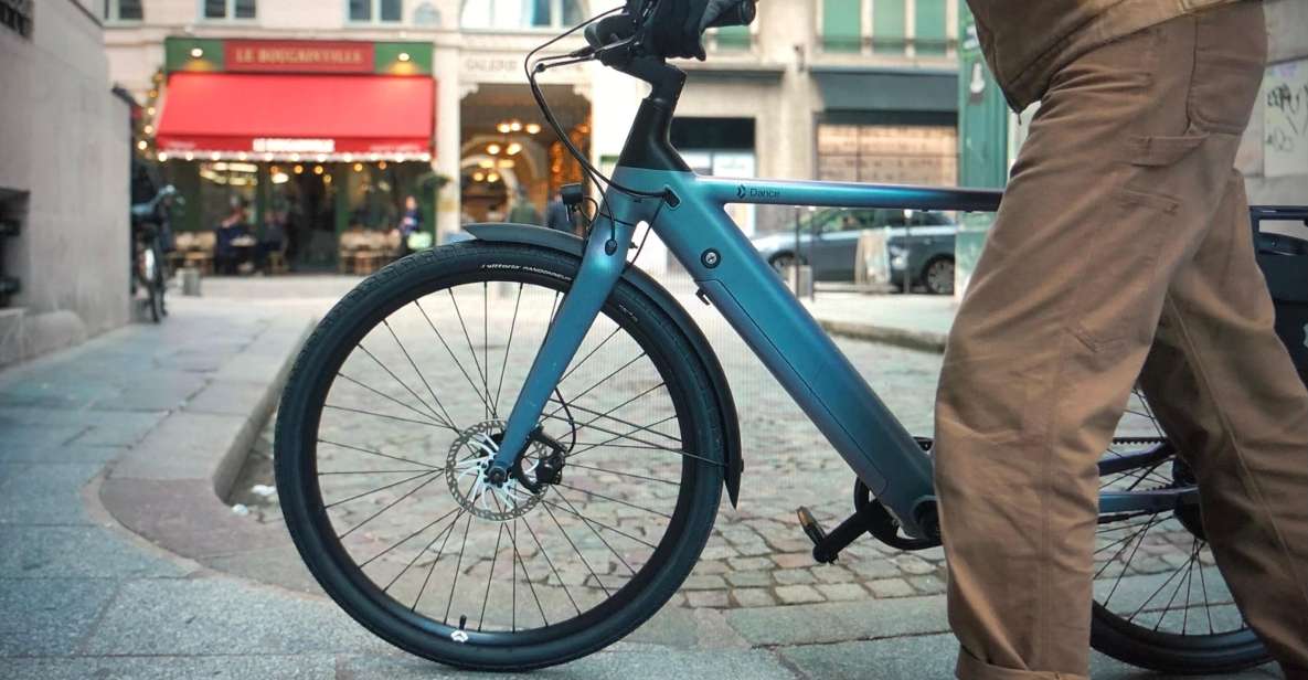 City E-Bike Tour of 2.5 Hours - Key Points