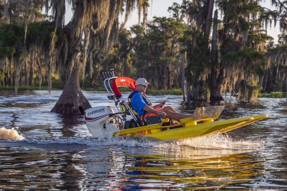 Clermont: Chain of Lakes Self-Driving Catboat Tour - Key Points