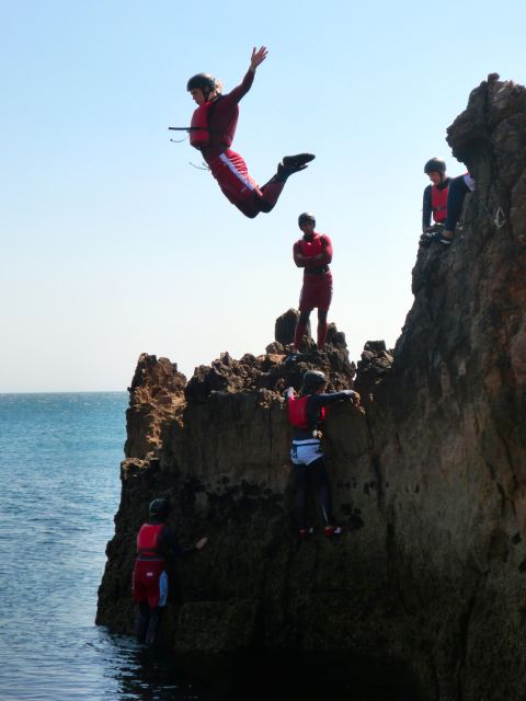 Coasteering Algarve: Cliff Jump, Swim & Climb in Sagres - Key Points