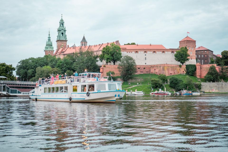 Cracow: Private Evening Boat Tour - Key Points