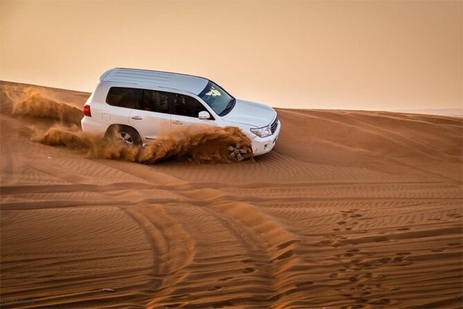 Desert Safari Dubai With 6 Live Shows & BBQ Dinner - Key Points