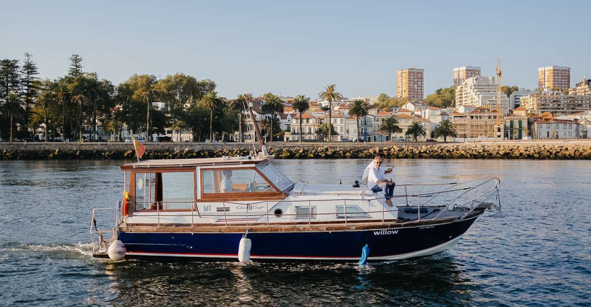 Douro River: Exclusive American Vessel Boat Tour - Key Points