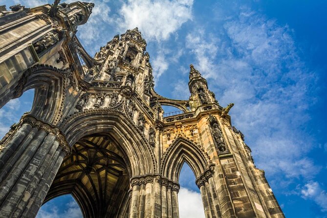 Edinburgh: 3 Hour Scottish Food, Wine & Whisky Tasting Tour - Key Points