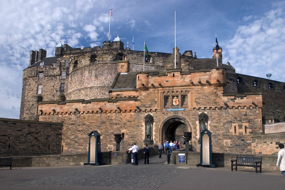 Edinburgh Castle: Guided Walking Tour With Entry Ticket - Key Points