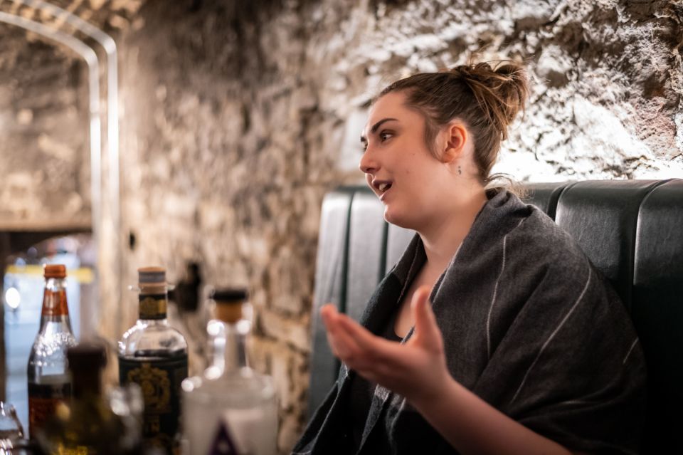 Edinburgh: Gin Tasting at Underground Venue - Key Points