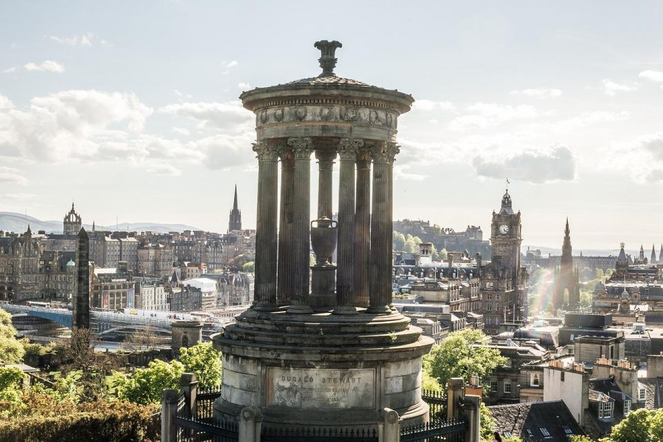 Edinburgh: Self-Guided Audio Tour - Key Points