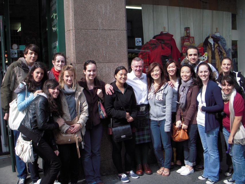 Edinburgh Uncovered Private 3-Hour Group Tour - Tour Overview