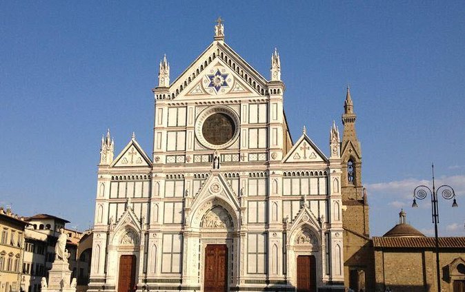 Entrance and Guided Tour of Santa Croce Basilica - Key Points