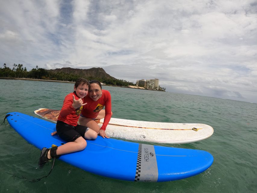 Family Surfing Lesson: 1 Parent, 1 Child Under 13, & Others - Key Points