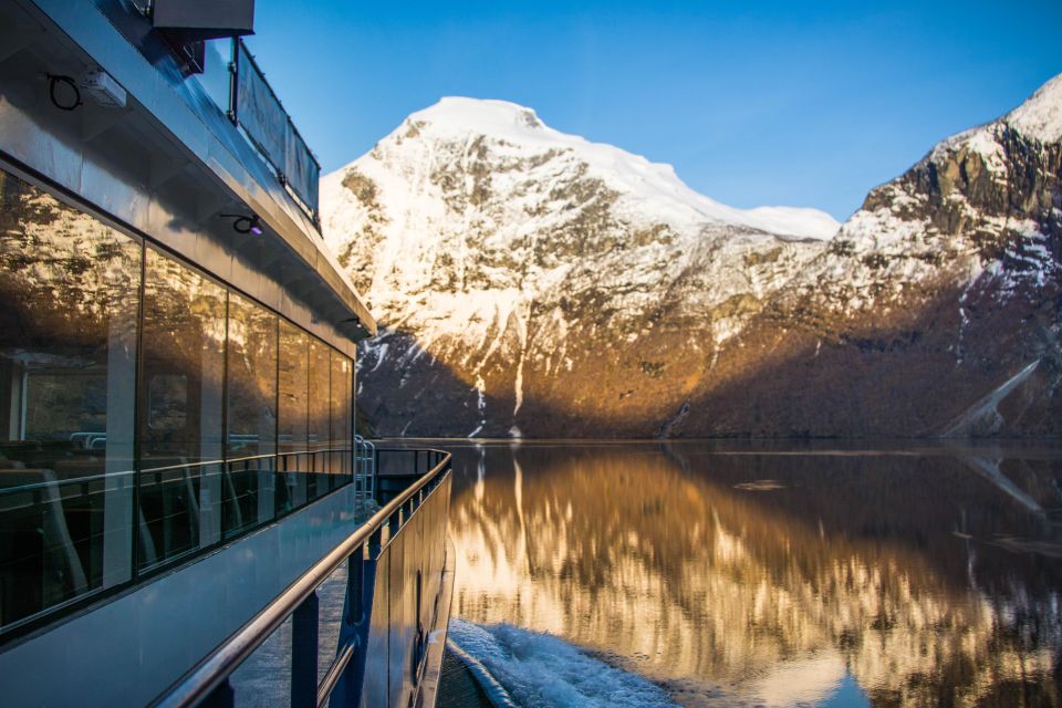 From Ålesund: Winter Fjord Cruise to Geirangerfjord - Key Points