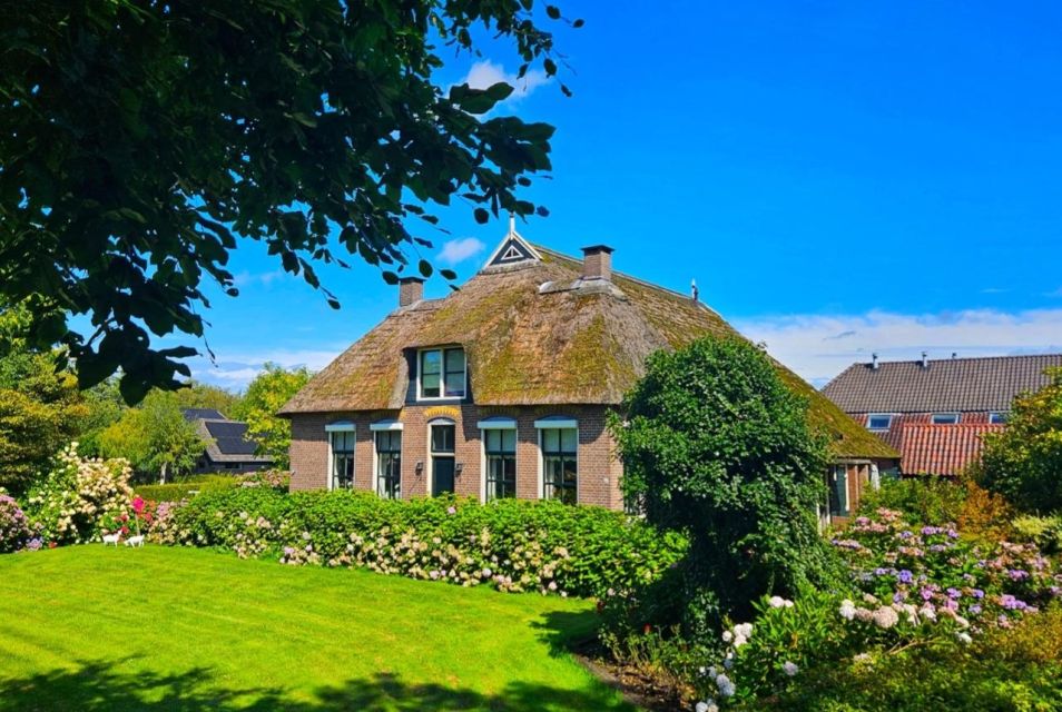 From Amsterdam: Giethoorn & Zaanse Schans Tour W/ Small Boat - Key Points