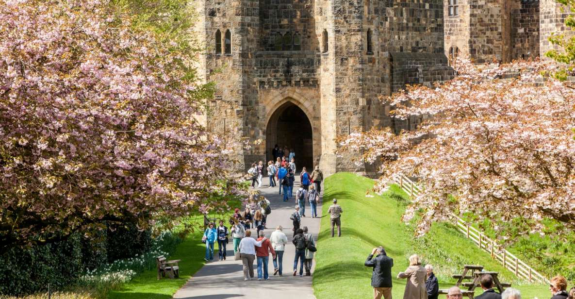 From Edinburgh: Alnwick Castle and Scottish Borders Day Tour - Key Points