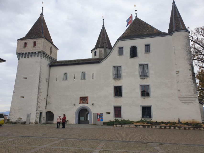 From GenevaLake Nyon Prangins CastleGarden Restaurant EBike - Key Points