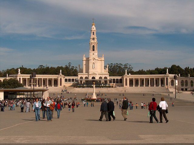 From Lisbon: Private 7-Hour Tour of Fatima - Key Points