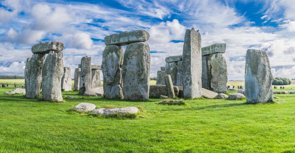 From London: Private Stonehenge and Bath Guided Tour - Key Points