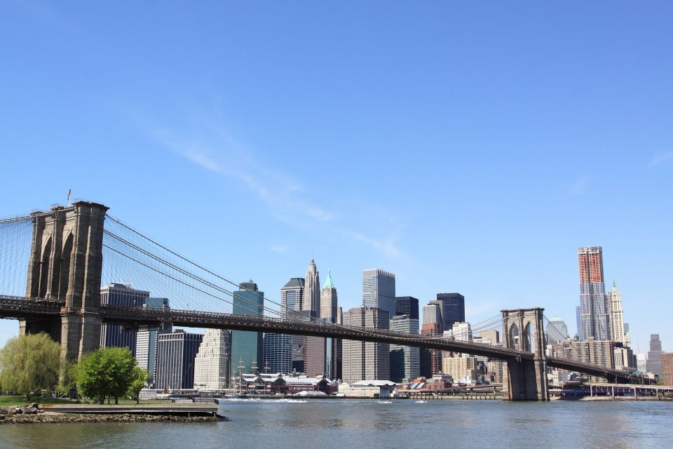 From Manhattan: 2-Hour Brooklyn Bridge Sightseeing Bike Tour - Key Points