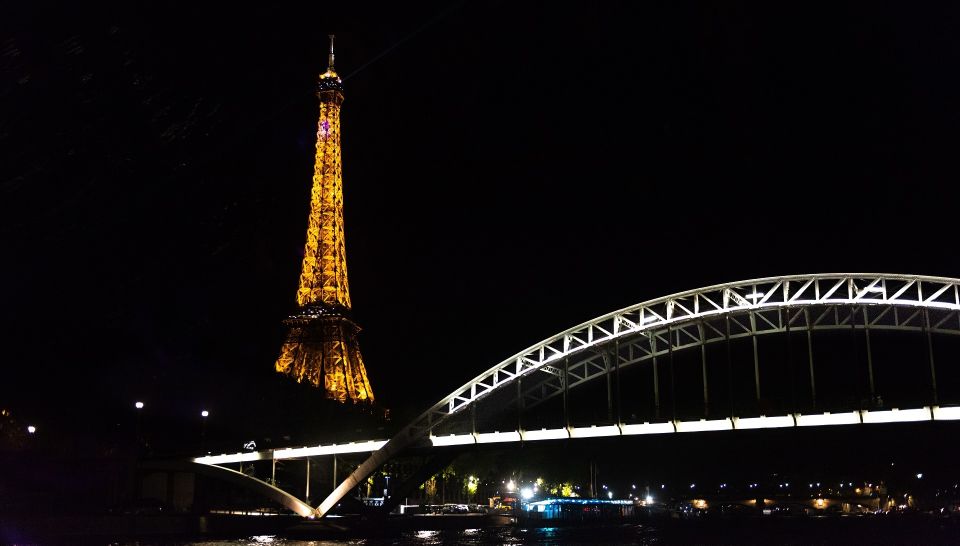 From Paris: Dinner Cruise on The Magical River Seine - Key Points