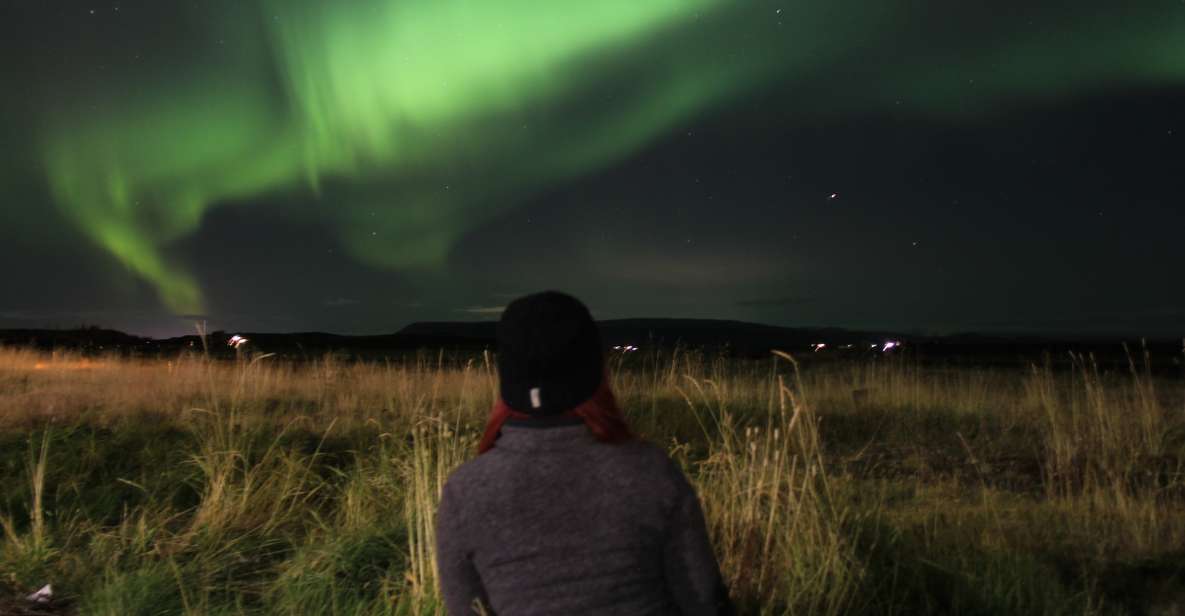 From Reykjavik: Spot the Northern Lights With Snacks & Drink - Key Points