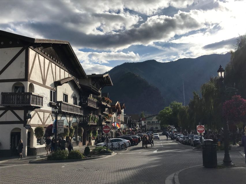 From Seattle: Day Trip Through The Cascades to Leavenworth - Key Points