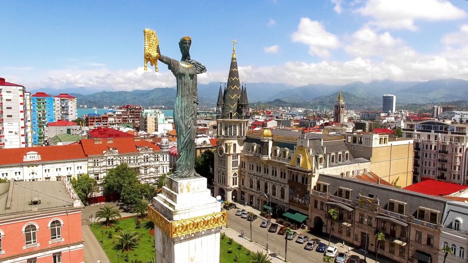 From Trabzon: Group Walking Tour Through Batumi in Georgia - Key Points