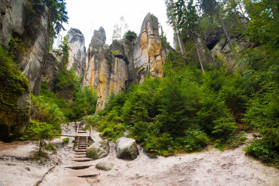 From Wroclaw: Hiking Trail in Rock City - Key Points