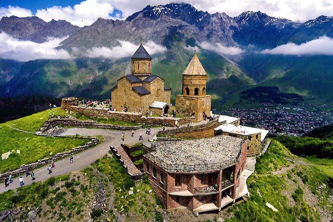 Full-Day Kazbegi Private Tour From Tbilisi - Key Points