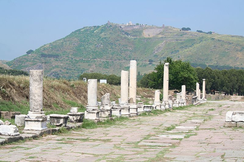 Full-Day Pergamon Bus Tour From Kusadasi - Key Points