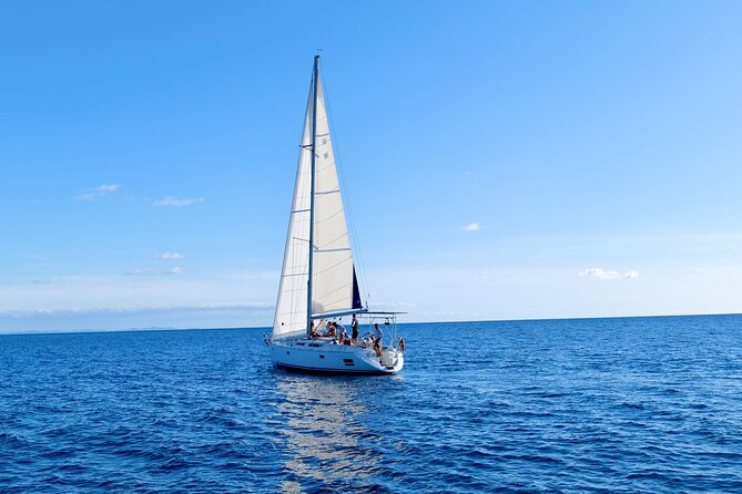 Full Day Sailing Yacht - Beautiful Day on the Atlantic Ocean - Key Points