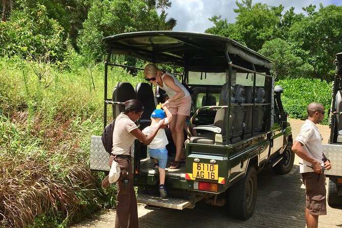 Full Day Scenic South West Mauritius With Chamarel Safari & Lunch - Key Points