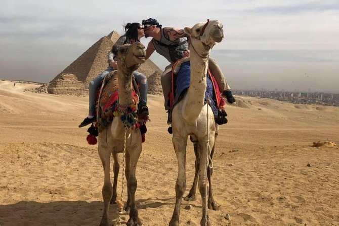 Full Day Tour to Giza Pyramids& Sphinx, Sakkara and Memphis - Key Points