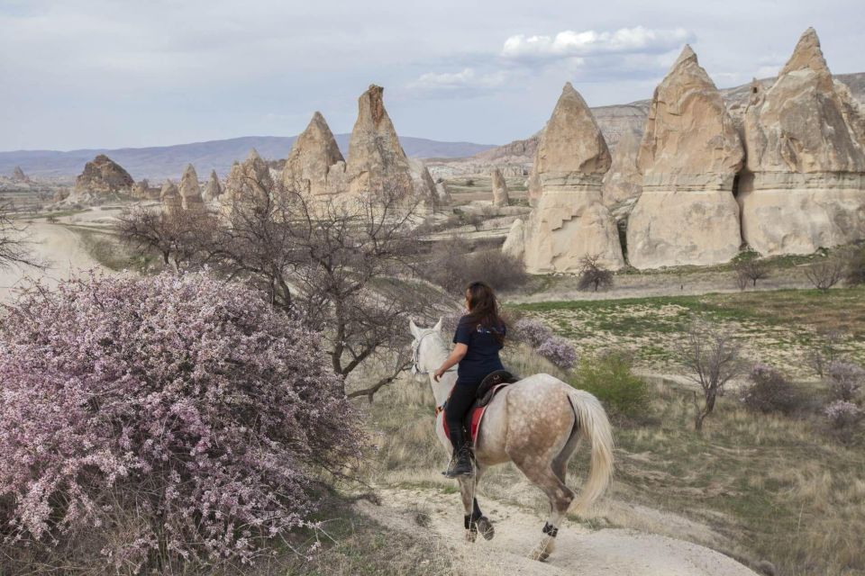 Göreme: Cappadocia Horseback Ride at Sunset or Sunrise - Key Points