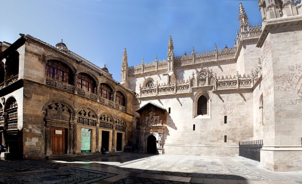 Granada Private Tour: 2.5 Hours - Old Town & Albaicin - Key Points