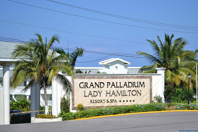 Grand Palladium Private Airport Transfer - Key Points