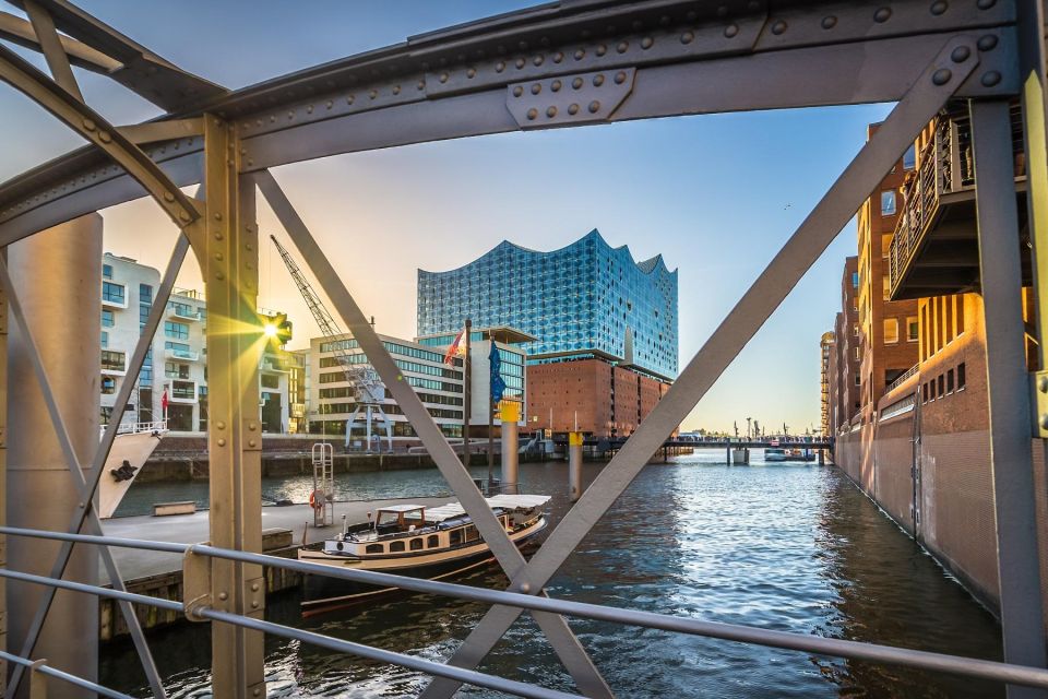 Hamburg Combi: 1.5h Evening Cruise & 2h Reeperbahn Tour - Key Points