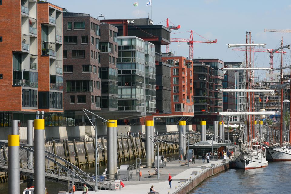 Hamburg: Guided Port Walk for Families - Key Points