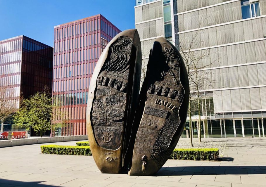 Hamburg: Private Tour UNESCO Speicherstadt and HafenCity - Key Points