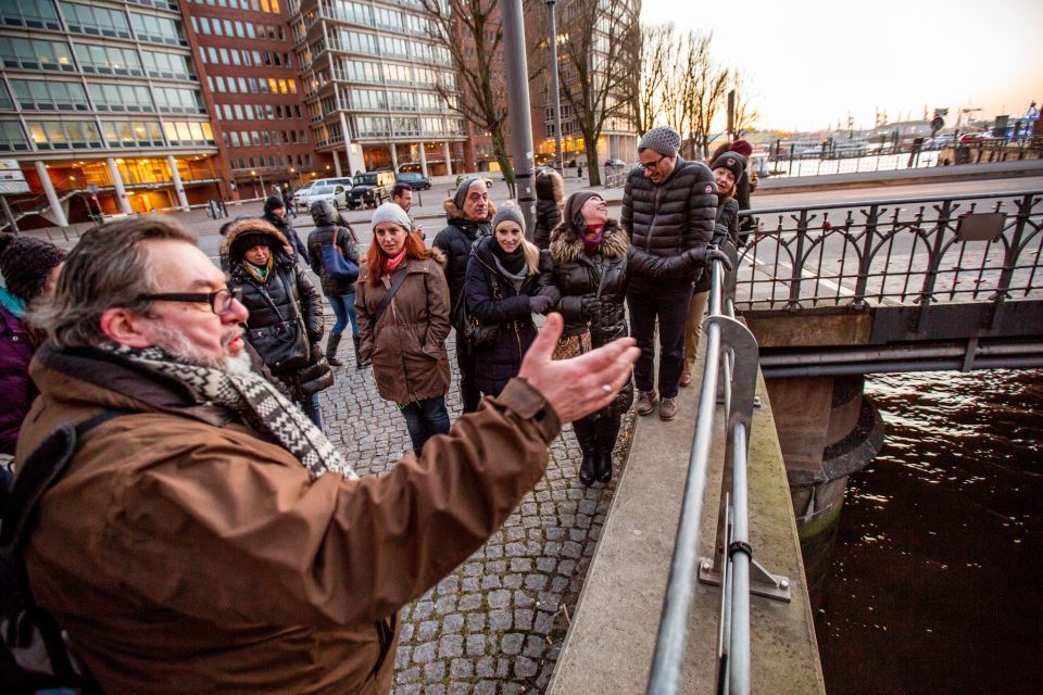 Hamburg: Speicherstadt and HafenCity 2-Hour Tour - Key Points